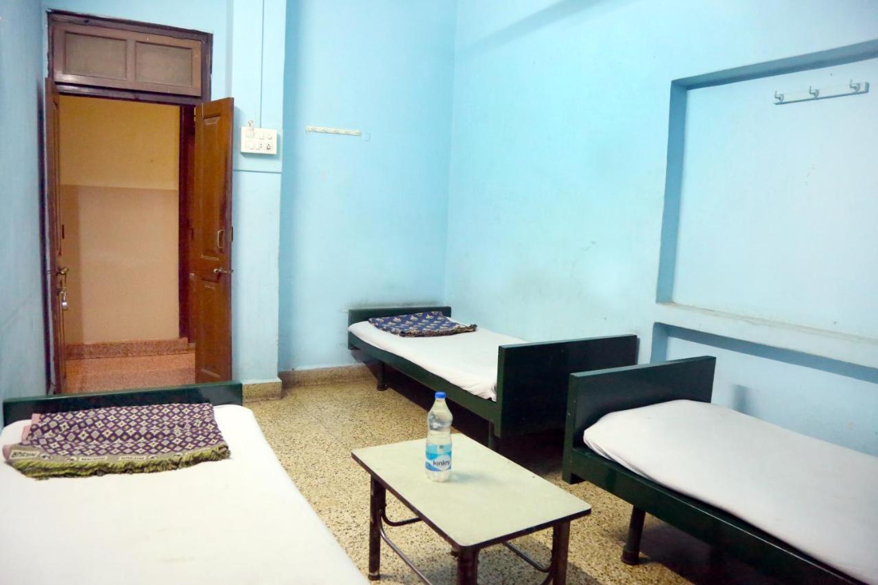 Solanki Guest House Kolhapur Zewnętrze zdjęcie