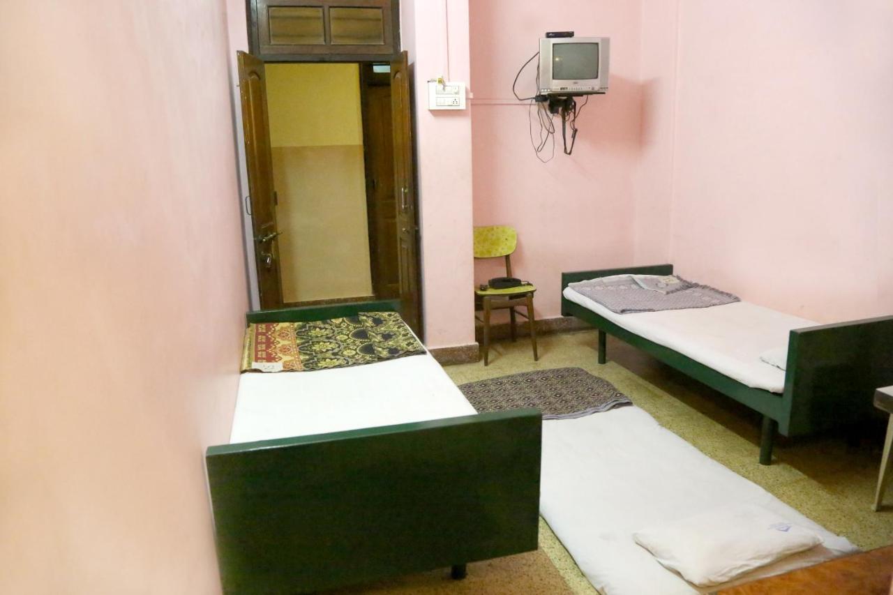 Solanki Guest House Kolhapur Zewnętrze zdjęcie